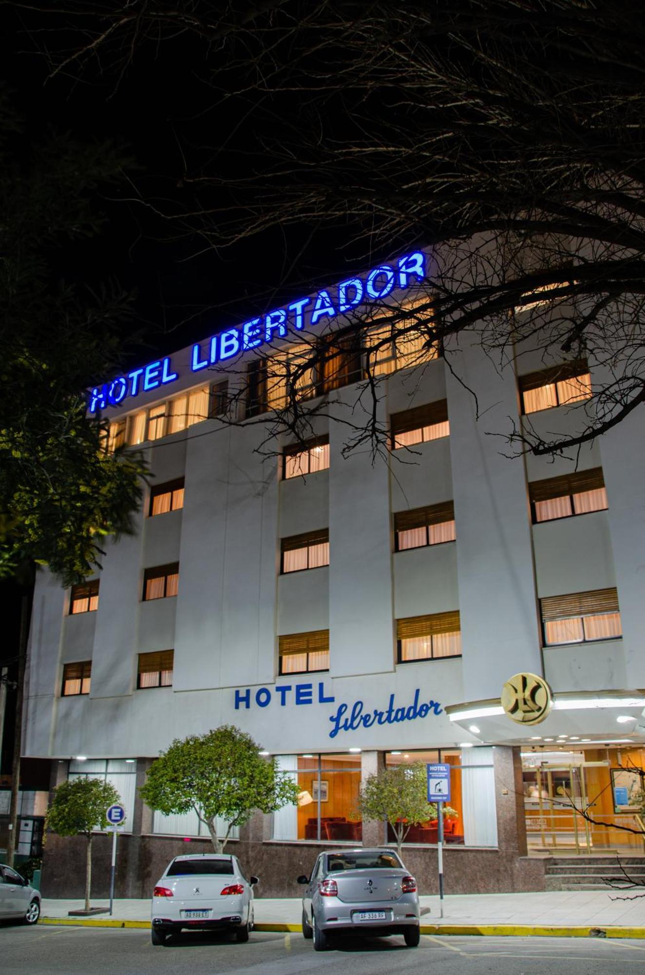 Hotel Libertador Trelew Exterior foto