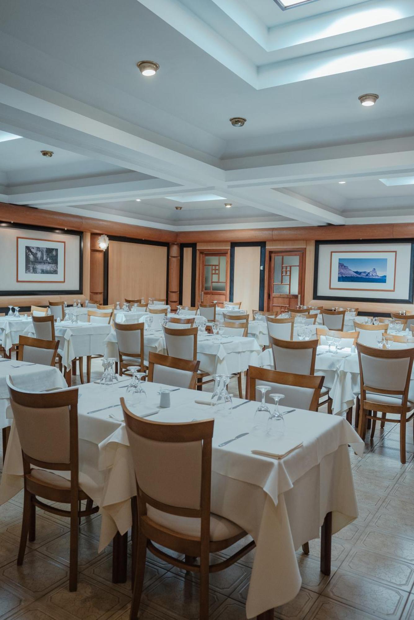 Hotel Libertador Trelew Exterior foto