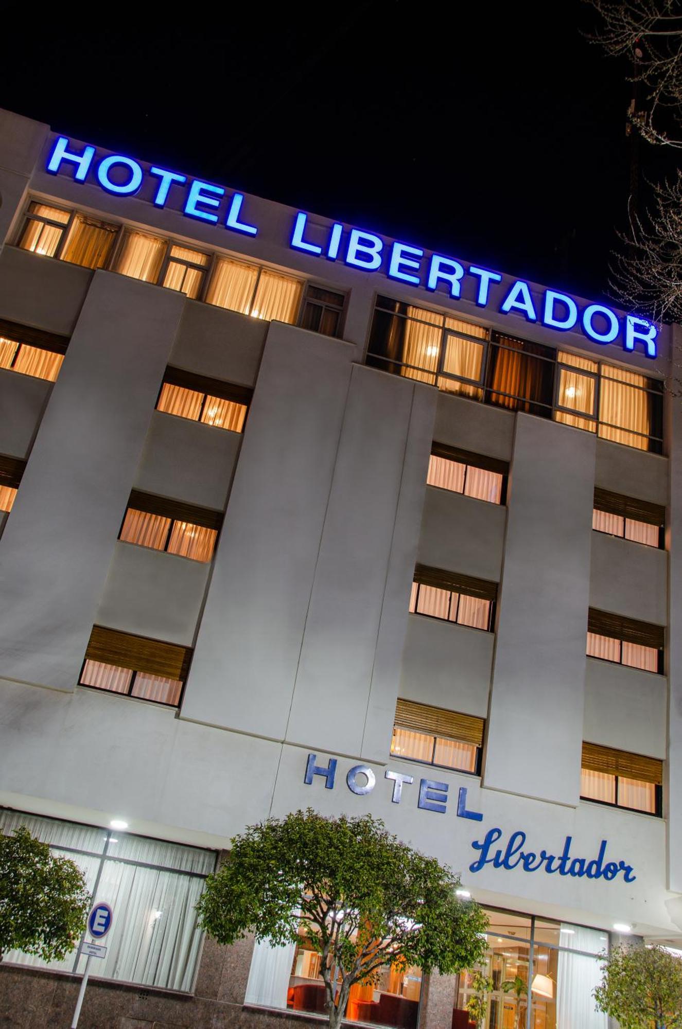 Hotel Libertador Trelew Exterior foto
